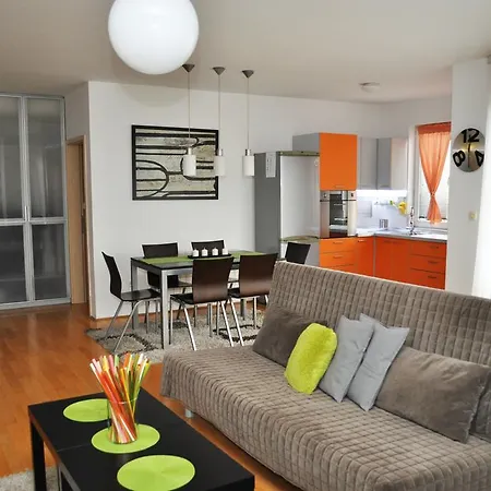 Apartment Alexandar's Place